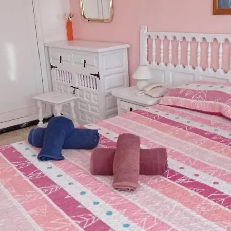 Eldorado Lena Ocean View 公寓