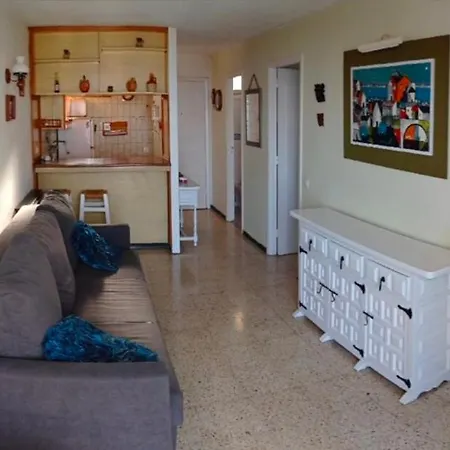 Eldorado Lena 1 Bedroom 公寓